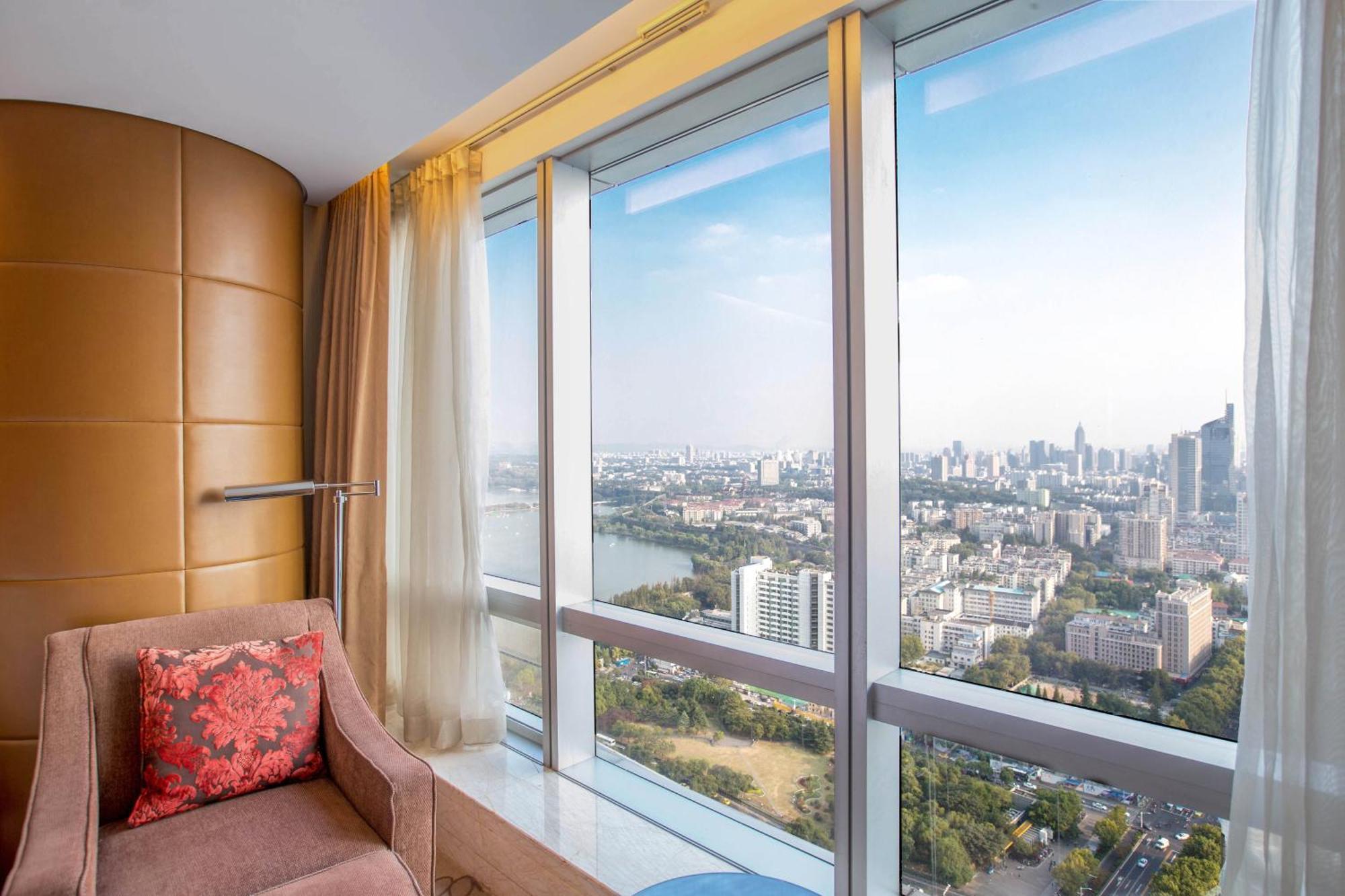 The Westin Nanjing Xuanwu Lake Exteriör bild